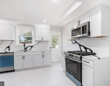 6301 Liberty Road - Photo Thumbnail 9