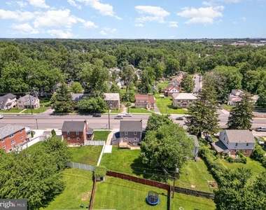 6301 Liberty Road - Photo Thumbnail 2
