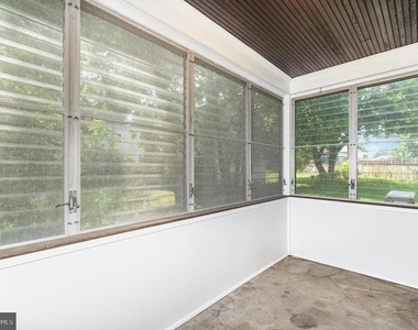 6301 Liberty Road - Photo Thumbnail 11