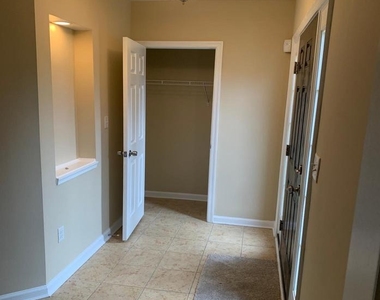 9325 Paragon Way - Photo Thumbnail 3