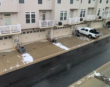 9325 Paragon Way - Photo Thumbnail 39