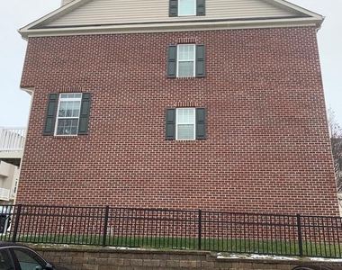 9325 Paragon Way - Photo Thumbnail 36