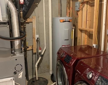 9325 Paragon Way - Photo Thumbnail 5