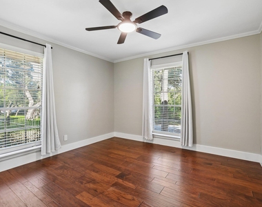 10903 Mellow Ln - Photo Thumbnail 10