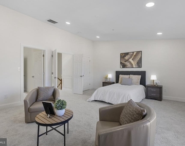 1256 Dockside Circle - Photo Thumbnail 11