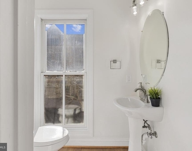 1256 Dockside Circle - Photo Thumbnail 8