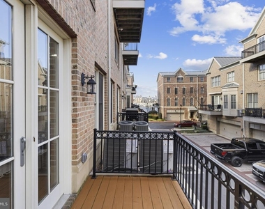 1256 Dockside Circle - Photo Thumbnail 21