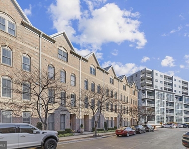 1256 Dockside Circle - Photo Thumbnail 38