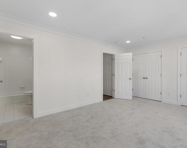 1256 Dockside Circle - Photo Thumbnail 17