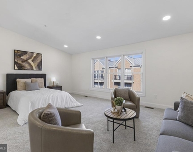1256 Dockside Circle - Photo Thumbnail 12