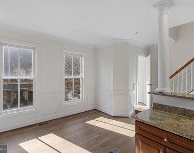 1256 Dockside Circle - Photo Thumbnail 16