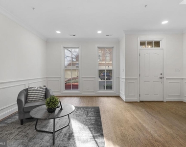 1256 Dockside Circle - Photo Thumbnail 4