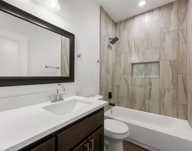 15407 Armstrong Ave - Photo Thumbnail 22