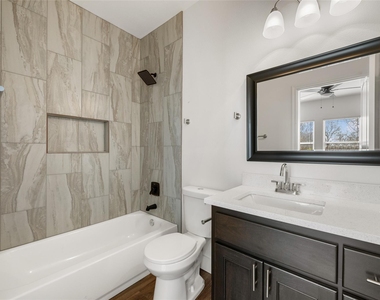 15407 Armstrong Ave - Photo Thumbnail 17