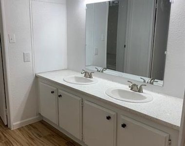3041 Fm 671 Rd - Photo Thumbnail 7