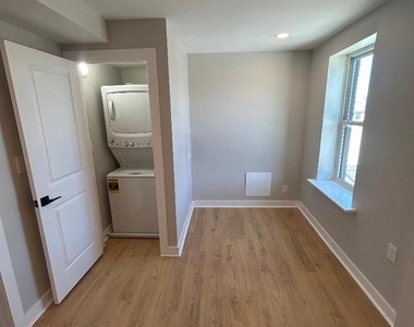 1130 Light Street - Photo Thumbnail 4
