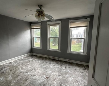 2019 Rayner Avenue - Photo Thumbnail 2