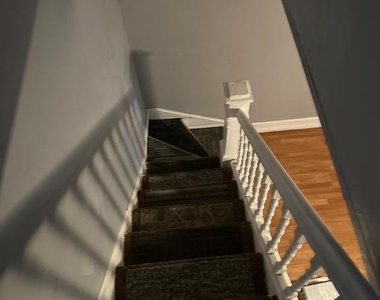 2019 Rayner Avenue - Photo Thumbnail 5