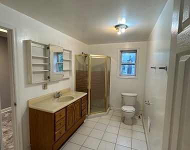 2019 Rayner Avenue - Photo Thumbnail 4