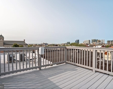 2038 Gough Street - Photo Thumbnail 26