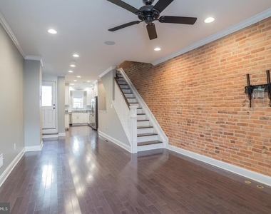 2038 Gough Street - Photo Thumbnail 2
