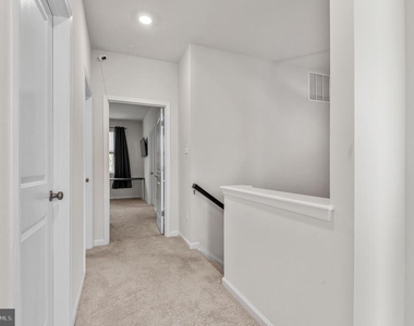 1010 Tuscany Lane - Photo Thumbnail 18