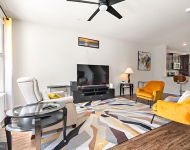 1010 Tuscany Lane - Photo Thumbnail 13