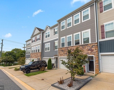 1010 Tuscany Lane - Photo Thumbnail 1