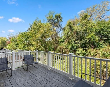 1010 Tuscany Lane - Photo Thumbnail 36