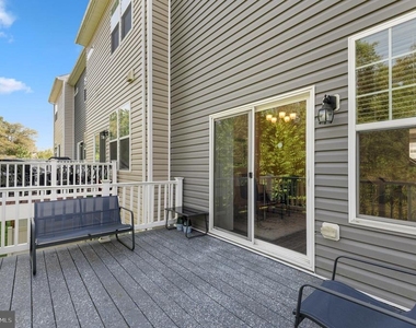 1010 Tuscany Lane - Photo Thumbnail 34