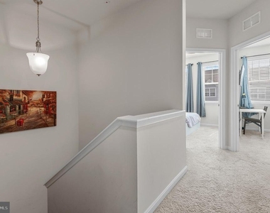 1010 Tuscany Lane - Photo Thumbnail 17