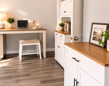 7821 Leonardo Court - Photo Thumbnail 2