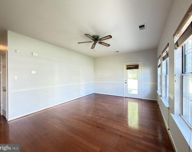 1426 Nutwood Court - Photo Thumbnail 4