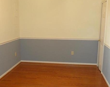 1426 Nutwood Court - Photo Thumbnail 5