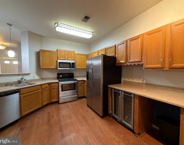 1426 Nutwood Court - Photo Thumbnail 6