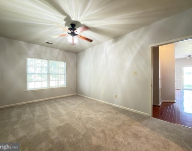 1426 Nutwood Court - Photo Thumbnail 9