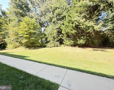 1426 Nutwood Court - Photo Thumbnail 14