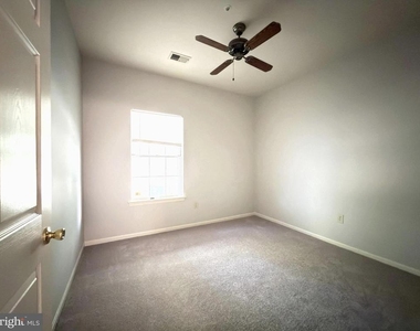 1426 Nutwood Court - Photo Thumbnail 12