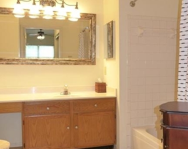 1426 Nutwood Court - Photo Thumbnail 8
