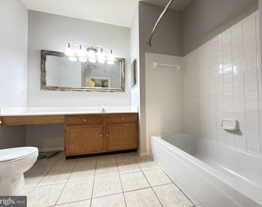 1426 Nutwood Court - Photo Thumbnail 10