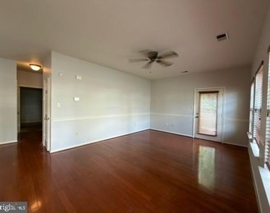 1426 Nutwood Court - Photo Thumbnail 3
