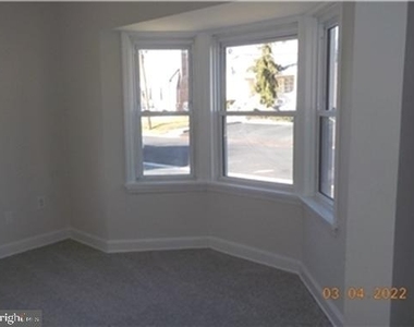 104 Colonial Avenue - Photo Thumbnail 1