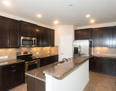 1902 Laminar Creek Rd - Photo Thumbnail 8