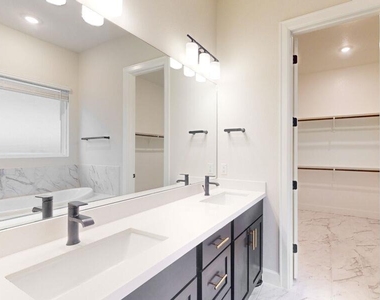 119 Cotton Tree Ter - Photo Thumbnail 9