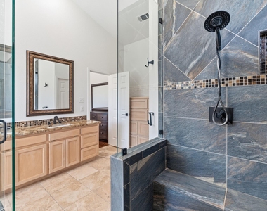 409 Beardsley Ln - Photo Thumbnail 15
