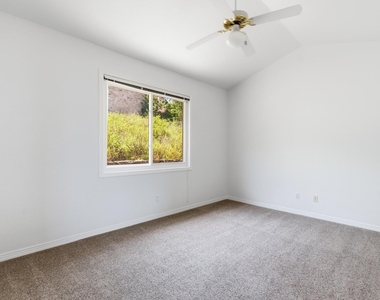 409 Beardsley Ln - Photo Thumbnail 28