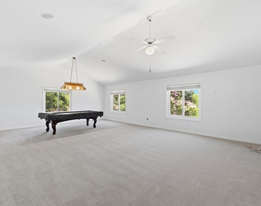 409 Beardsley Ln - Photo Thumbnail 20