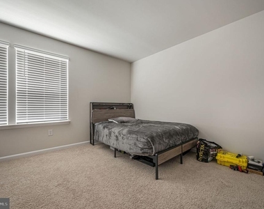 113 Ridgely Blvd - Photo Thumbnail 6