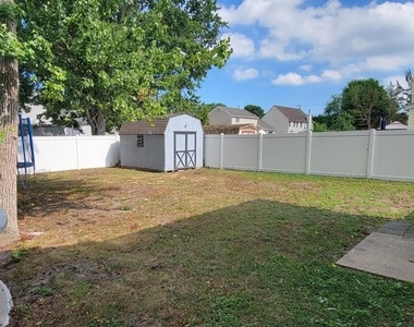 9 Stoney Drive - Photo Thumbnail 5