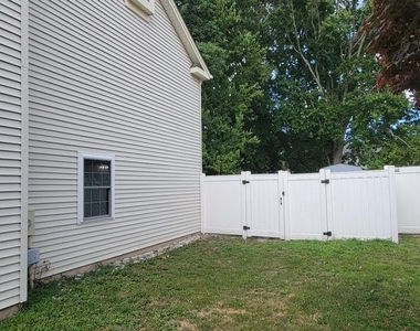 9 Stoney Drive - Photo Thumbnail 1
